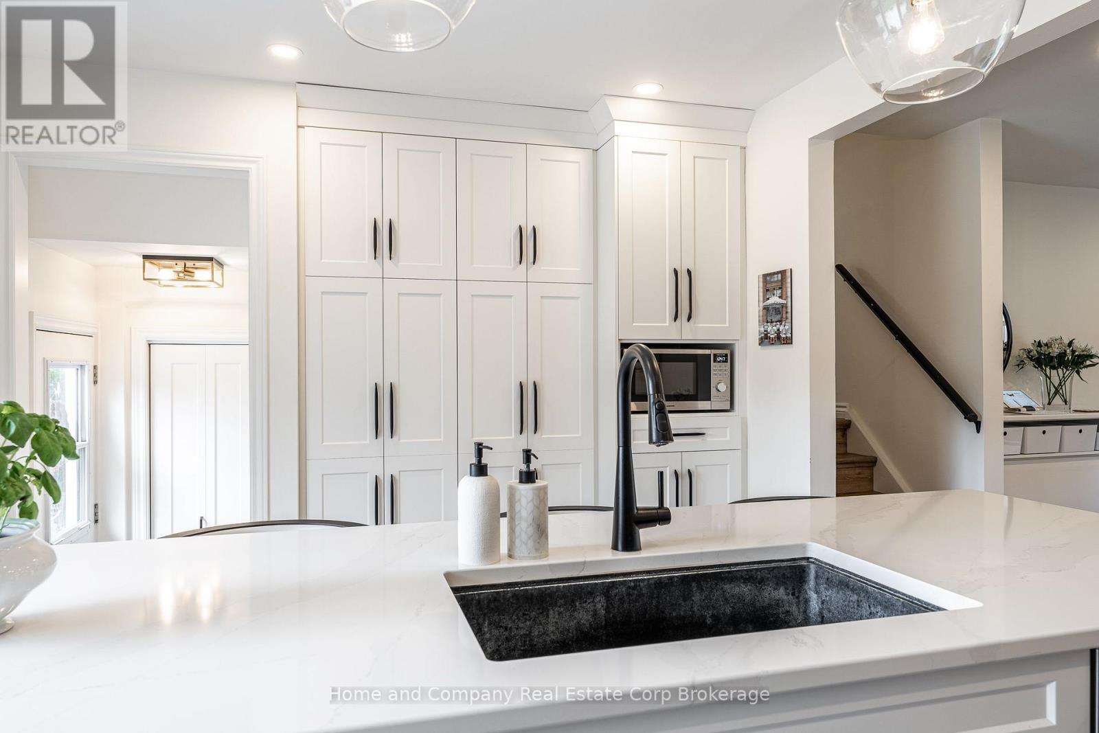 143 Greenwood Drive, Stratford, Ontario  N5A 7K3 - Photo 18 - X12793686