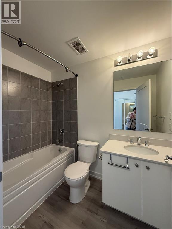 247 E Northfield Drive E Unit# 406, Waterloo, Ontario  N2K 0H1 - Photo 5 - 40805596