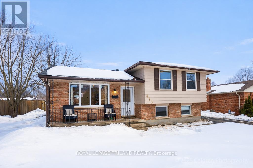 373 Blue Forest Drive, London North, Ontario  N6G 3K1 - Photo 1 - X12793608