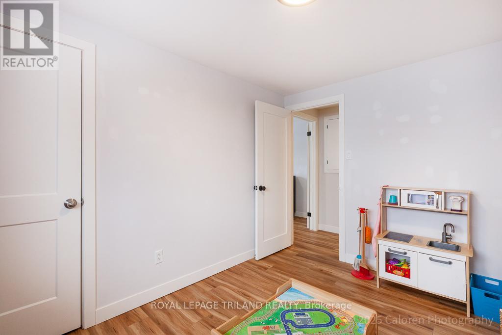 373 Blue Forest Drive, London North, Ontario  N6G 3K1 - Photo 19 - X12793608