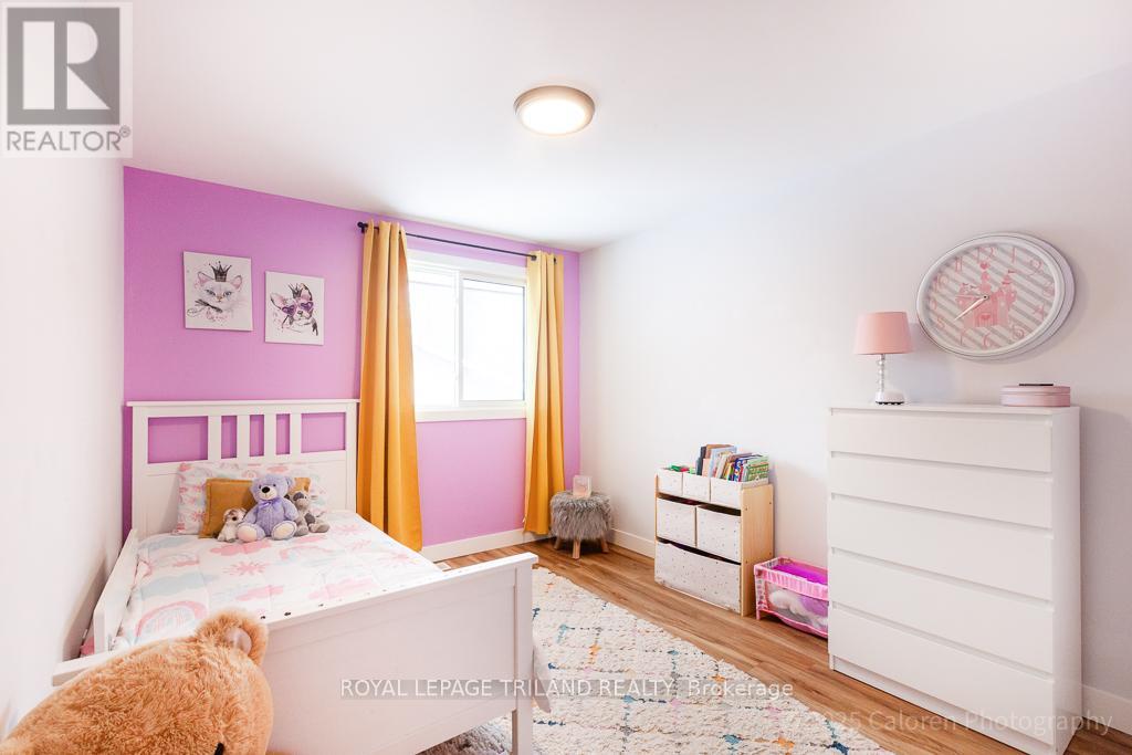 373 Blue Forest Drive, London North, Ontario  N6G 3K1 - Photo 20 - X12793608