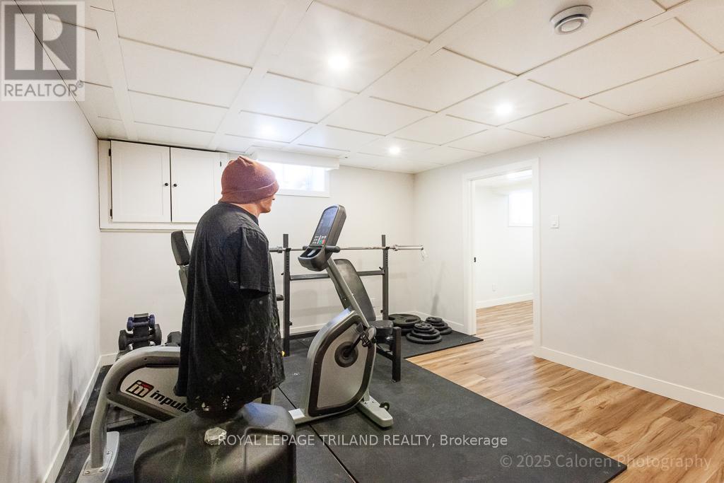 373 Blue Forest Drive, London North, Ontario  N6G 3K1 - Photo 32 - X12793608