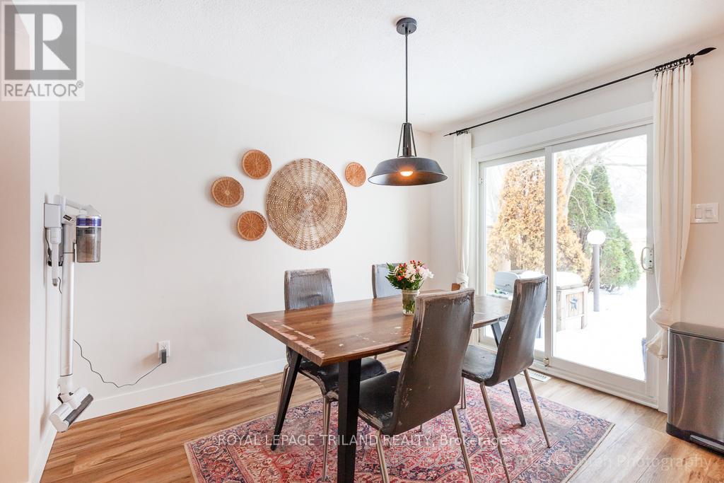 373 Blue Forest Drive, London North, Ontario  N6G 3K1 - Photo 7 - X12793608