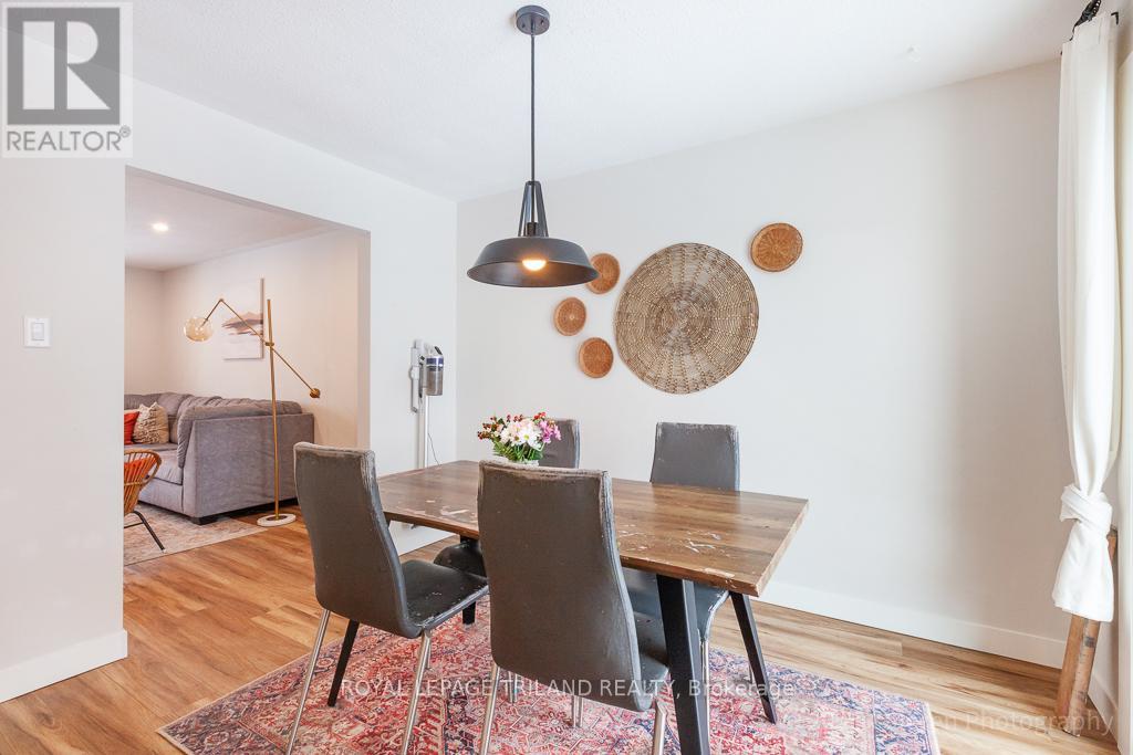 373 Blue Forest Drive, London North, Ontario  N6G 3K1 - Photo 9 - X12793608