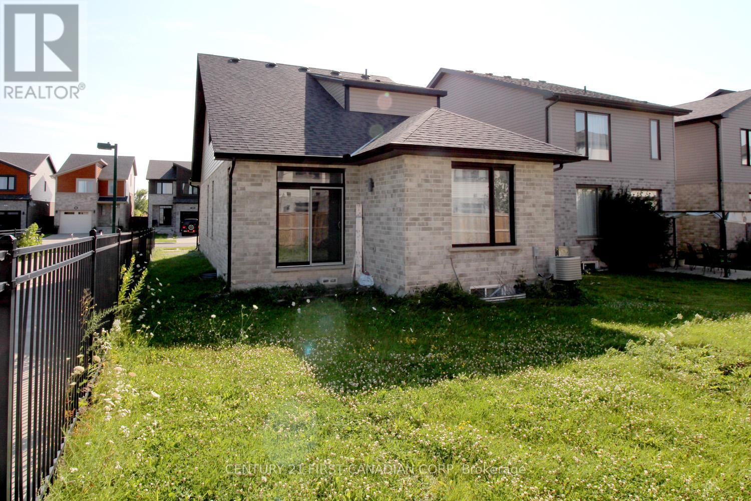 619 Freeport Street, London North, Ontario  N6G 0R3 - Photo 3 - X12793622