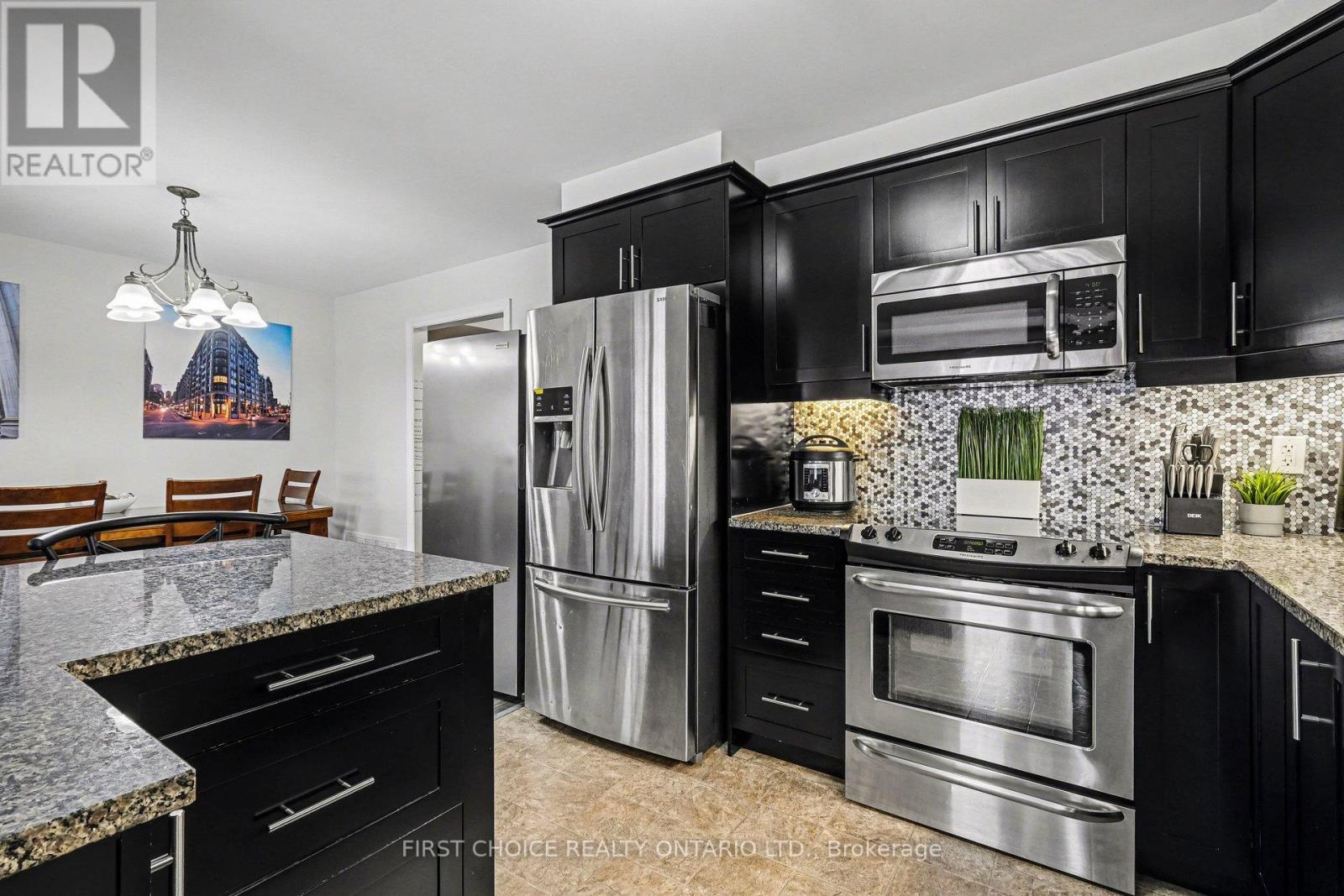 622 Bluegill Avenue, Ottawa, Ontario  K2J 5Y8 - Photo 7 - X12793460