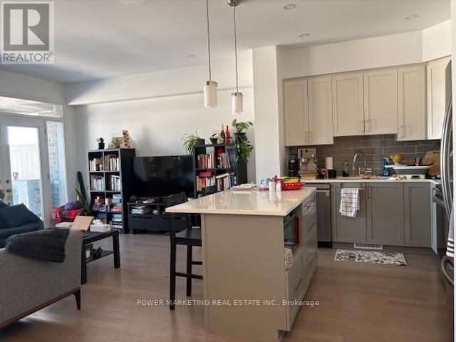 42 Verglas Lane, Ottawa, Ontario  K1W 0R2 - Photo 3 - X12793610