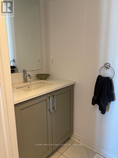 42 Verglas Lane, Ottawa, Ontario  K1W 0R2 - Photo 5 - X12793610