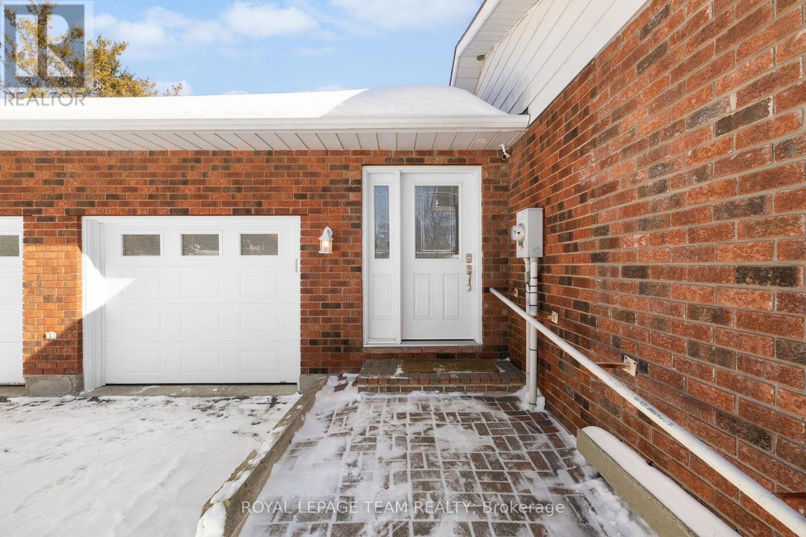 1667 River Road, Ottawa, Ontario  K4M 1B4 - Photo 4 - X12793624