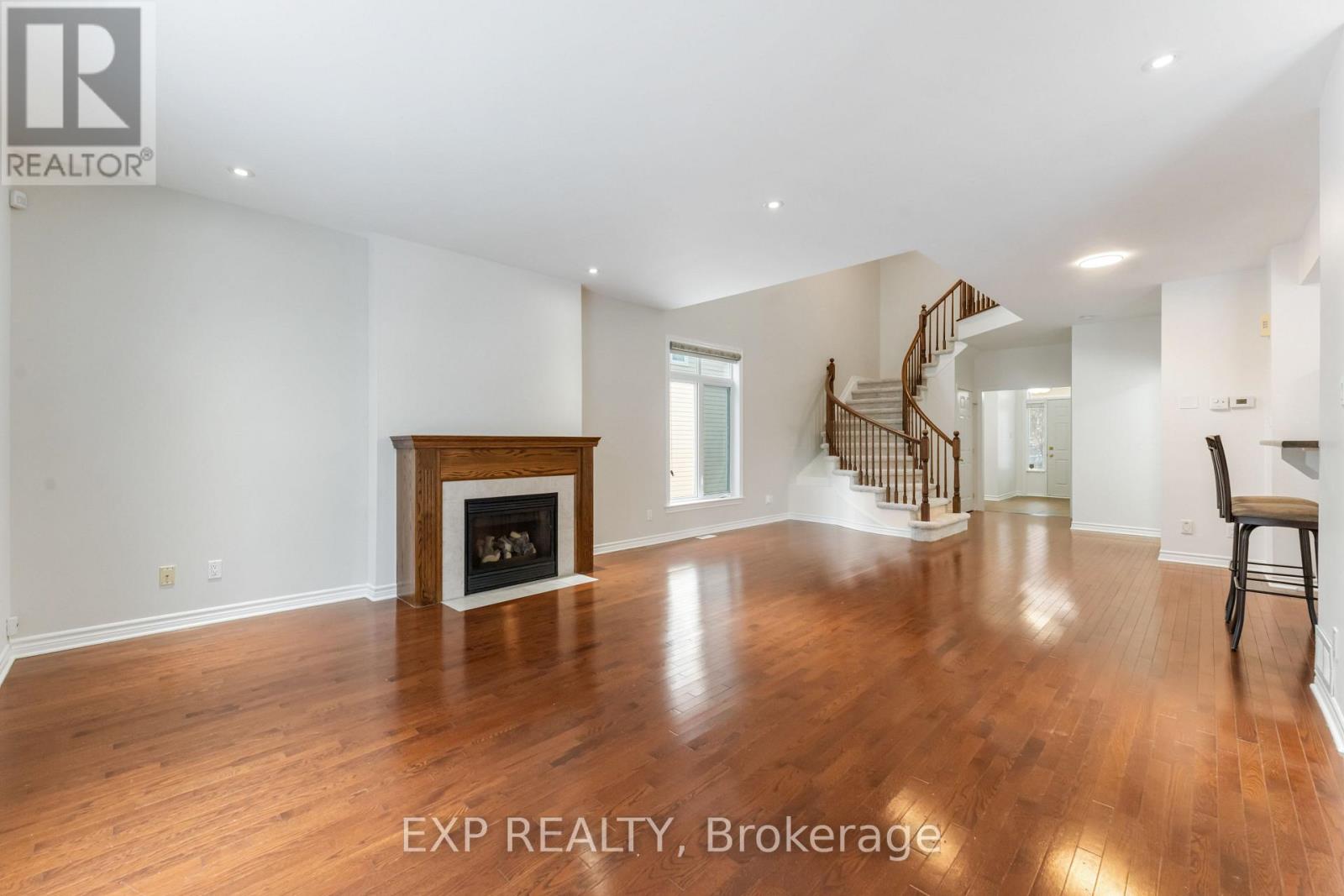 119 Anfield Crescent, Ottawa, Ontario  K2G 7B7 - Photo 12 - X12793758