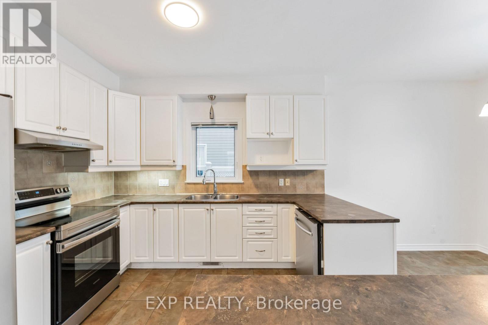 119 Anfield Crescent, Ottawa, Ontario  K2G 7B7 - Photo 9 - X12793758