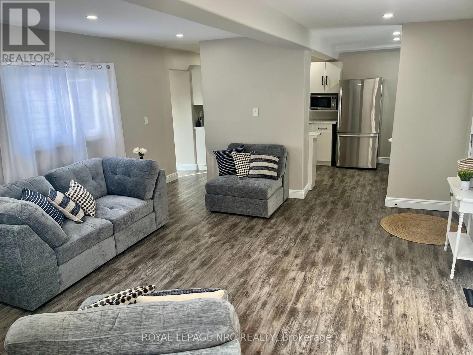 17 Windsor Avenue, Fort Erie, Ontario  L2A 5L8 - Photo 7 - X12793724