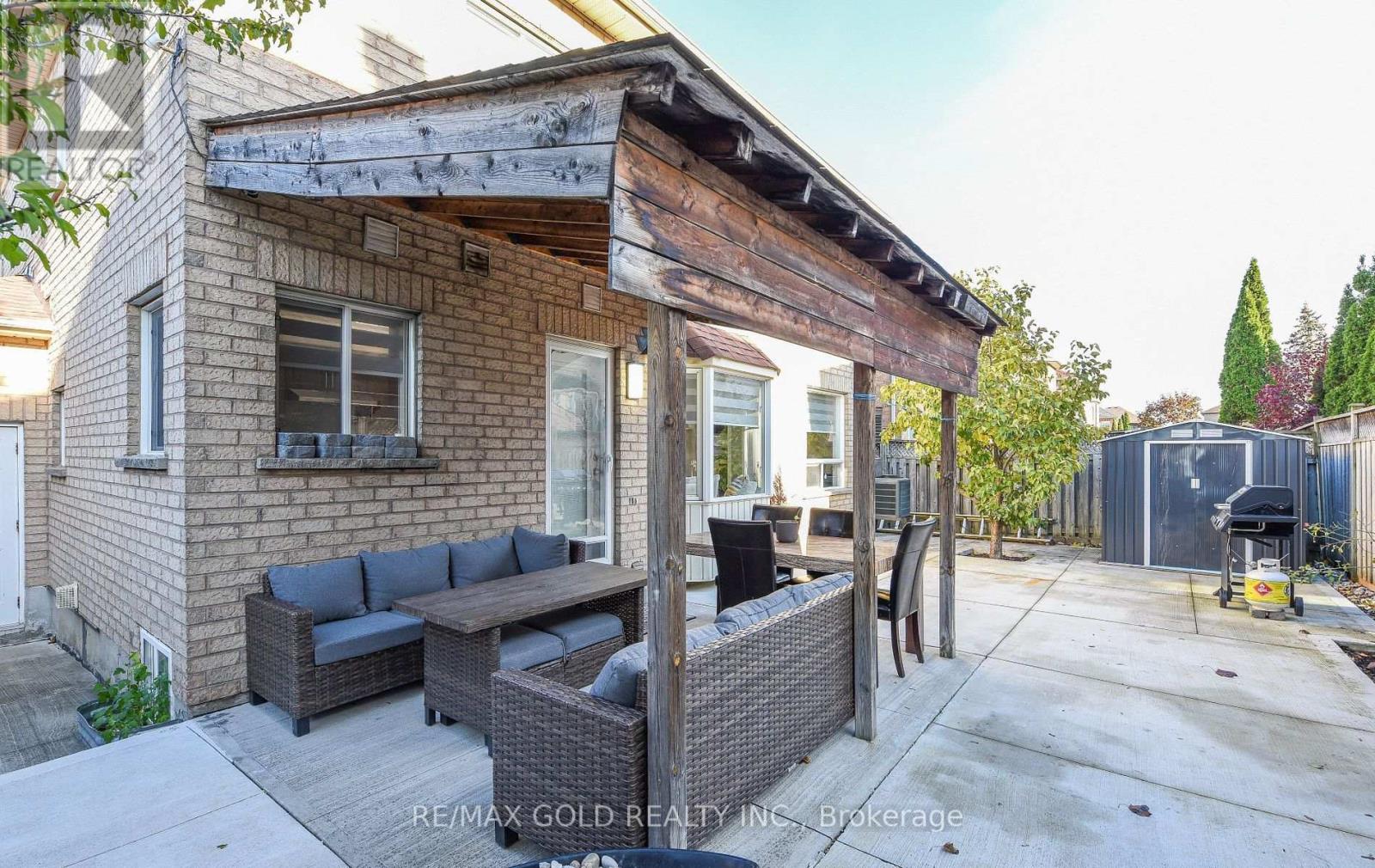 10 Leopard Gate, Brampton (Sandringham-Wellington), Ontario  L6R 2E5 - Photo 43 - W12792766