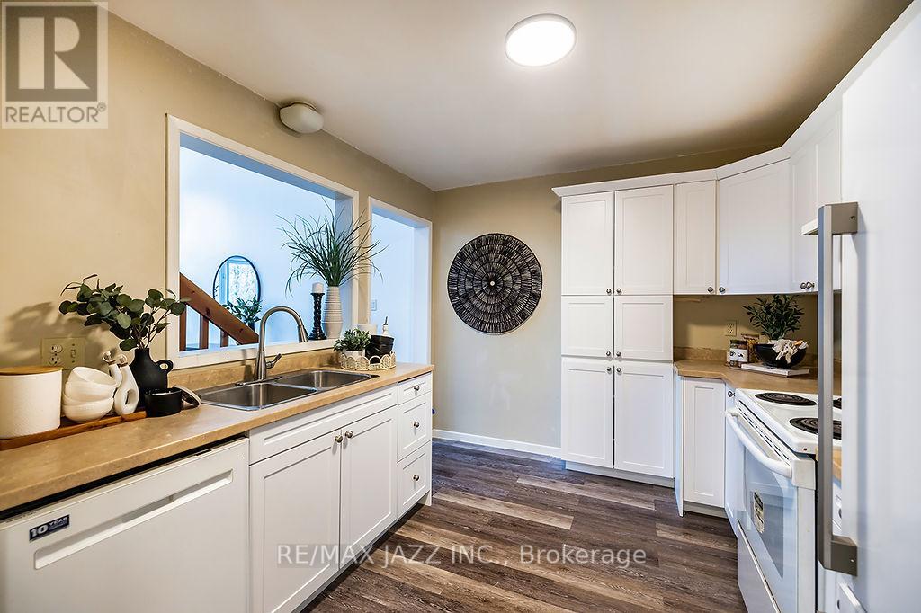 45 Milton Street, Bracebridge, Ontario  P1L 1G9 - Photo 13 - X12725130