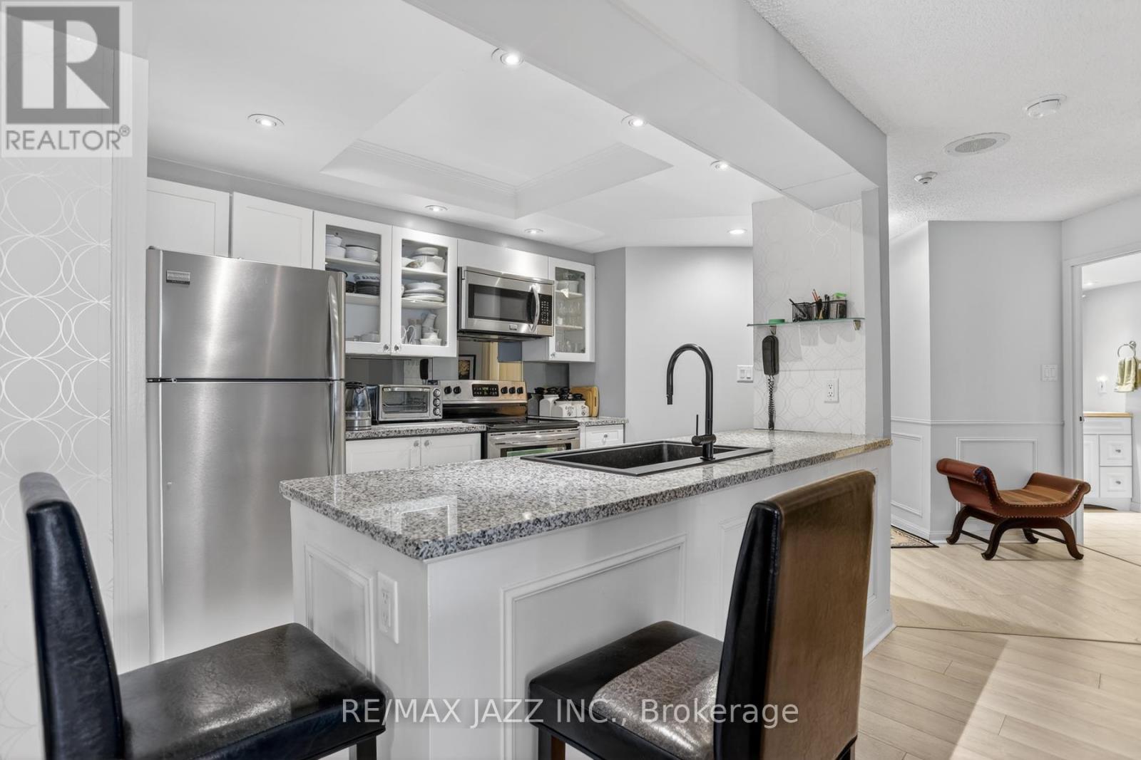 217 - 712 Rossland Road E, Whitby, Ontario L1N 9E8 - Photo 13 - E12793558