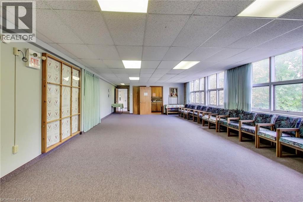 1974 King Street E, Hamilton, Ontario  L8K 1W3 - Photo 21 - 40765266