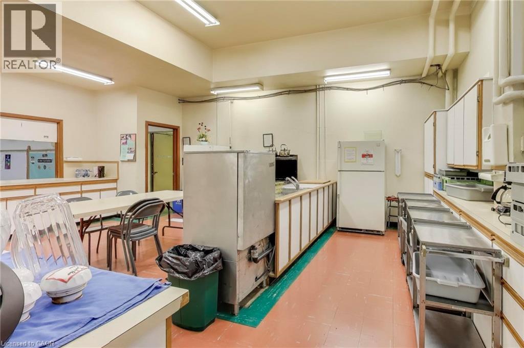 1974 King Street E, Hamilton, Ontario  L8K 1W3 - Photo 37 - 40765266