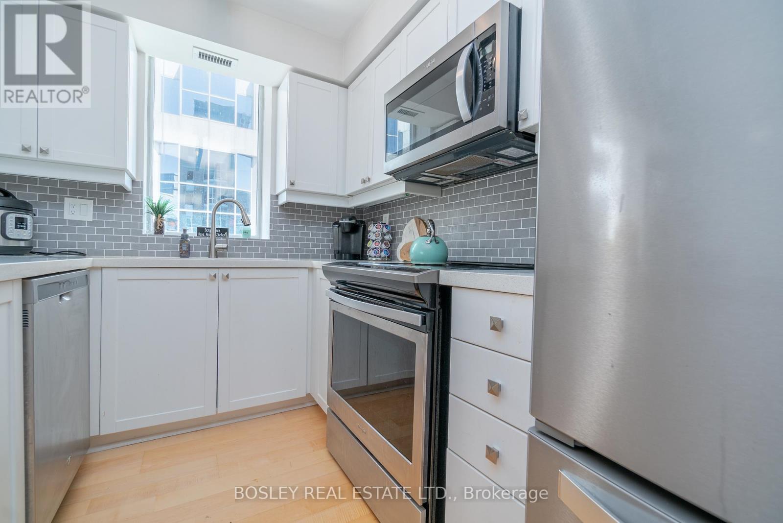 713 - 18 Stafford Street, Toronto, Ontario  M5V 3W4 - Photo 16 - C12793474