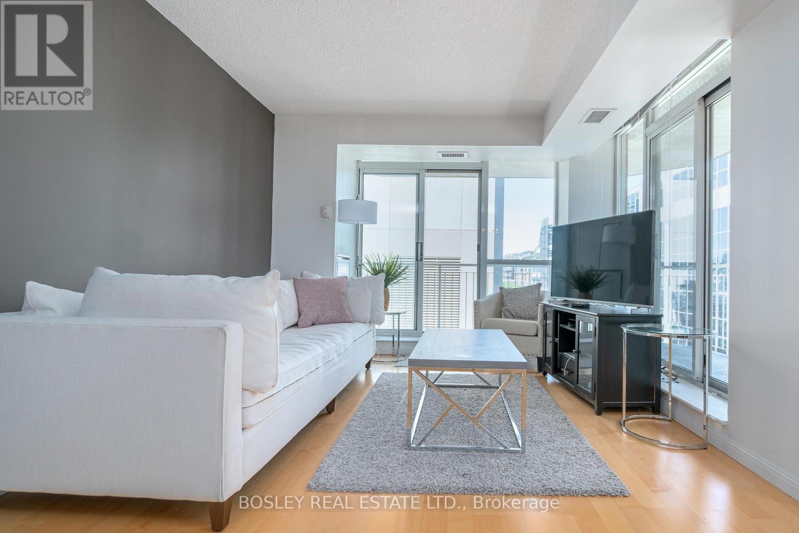 713 - 18 Stafford Street, Toronto, Ontario  M5V 3W4 - Photo 9 - C12793474