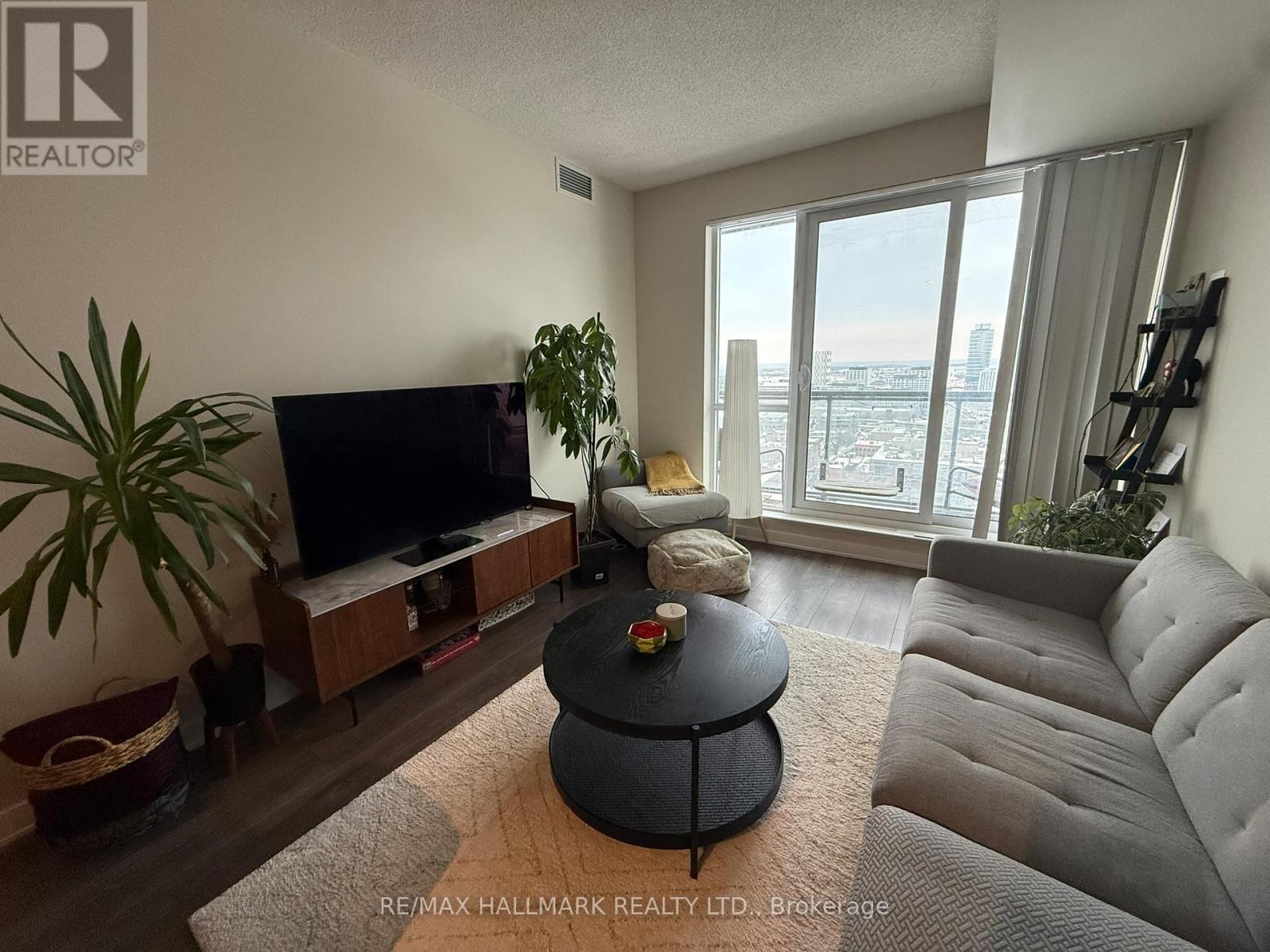 2203 - 55 Regent Park Boulevard, Toronto (Regent Park), Ontario  M5A 0C2 - Photo 10 - C12793488