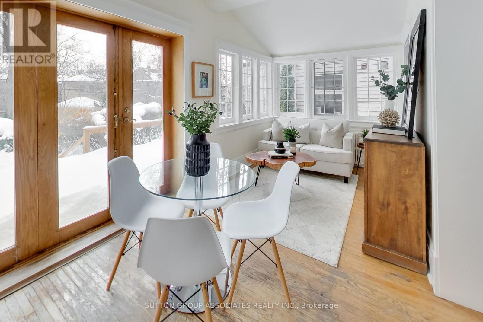 27 Tyrrel Avenue, Toronto (Wychwood), Ontario  M6G 2G1 - Photo 14 - C12793566