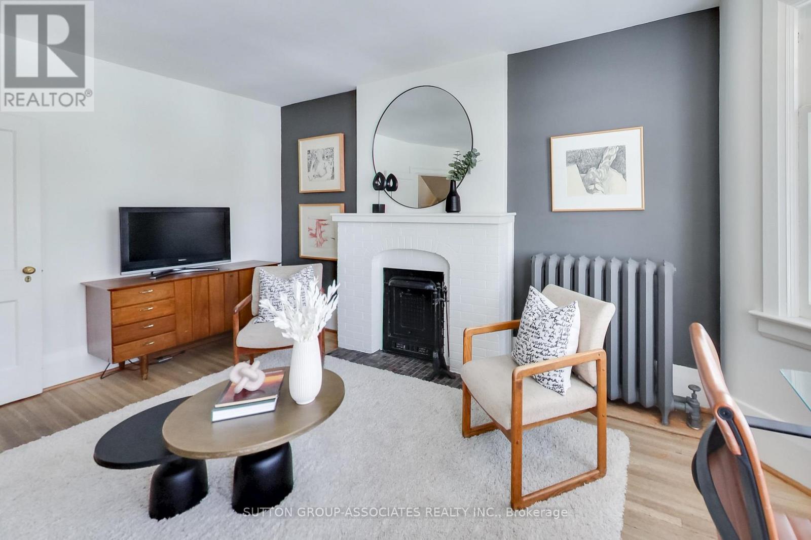 27 Tyrrel Avenue, Toronto (Wychwood), Ontario  M6G 2G1 - Photo 24 - C12793566