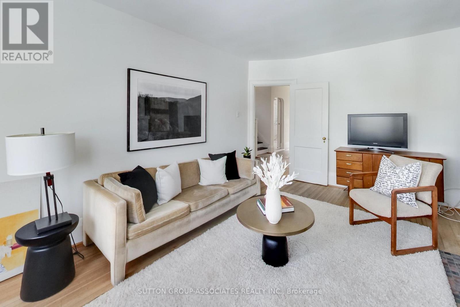 27 Tyrrel Avenue, Toronto (Wychwood), Ontario  M6G 2G1 - Photo 25 - C12793566