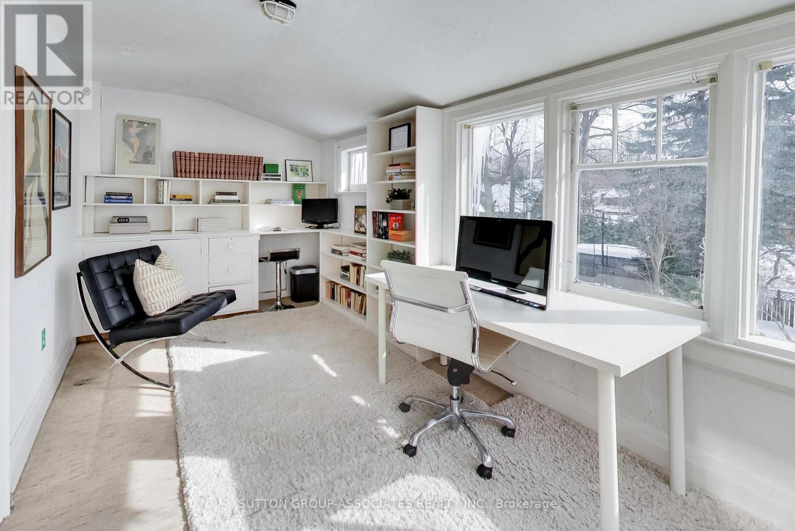 27 Tyrrel Avenue, Toronto (Wychwood), Ontario  M6G 2G1 - Photo 30 - C12793566