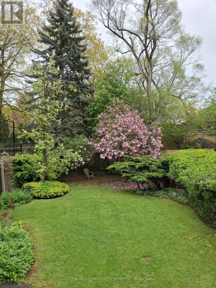 27 Tyrrel Avenue, Toronto (Wychwood), Ontario  M6G 2G1 - Photo 48 - C12793566