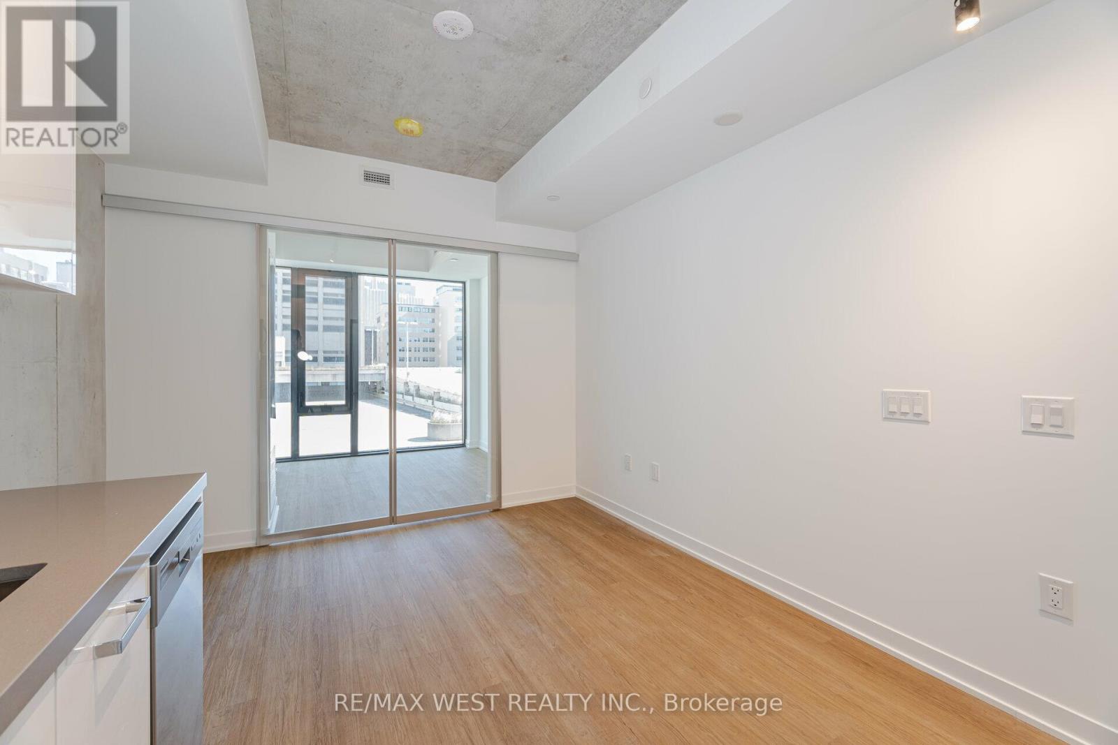 611 - 195 Mccaul Street, Toronto, Ontario  M5T 1W6 - Photo 12 - C12793574