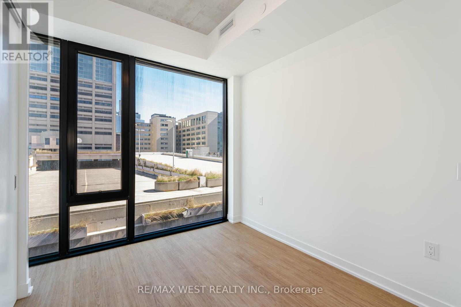 611 - 195 Mccaul Street, Toronto, Ontario  M5T 1W6 - Photo 16 - C12793574
