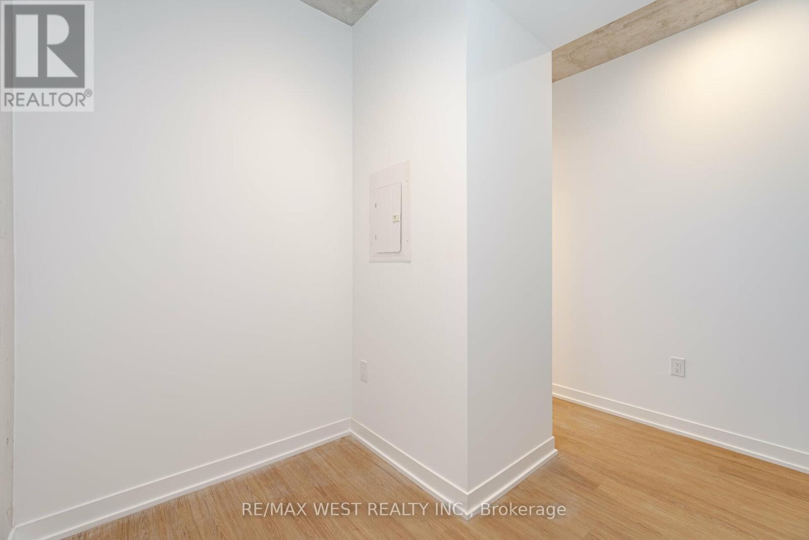 611 - 195 Mccaul Street, Toronto, Ontario  M5T 1W6 - Photo 6 - C12793574