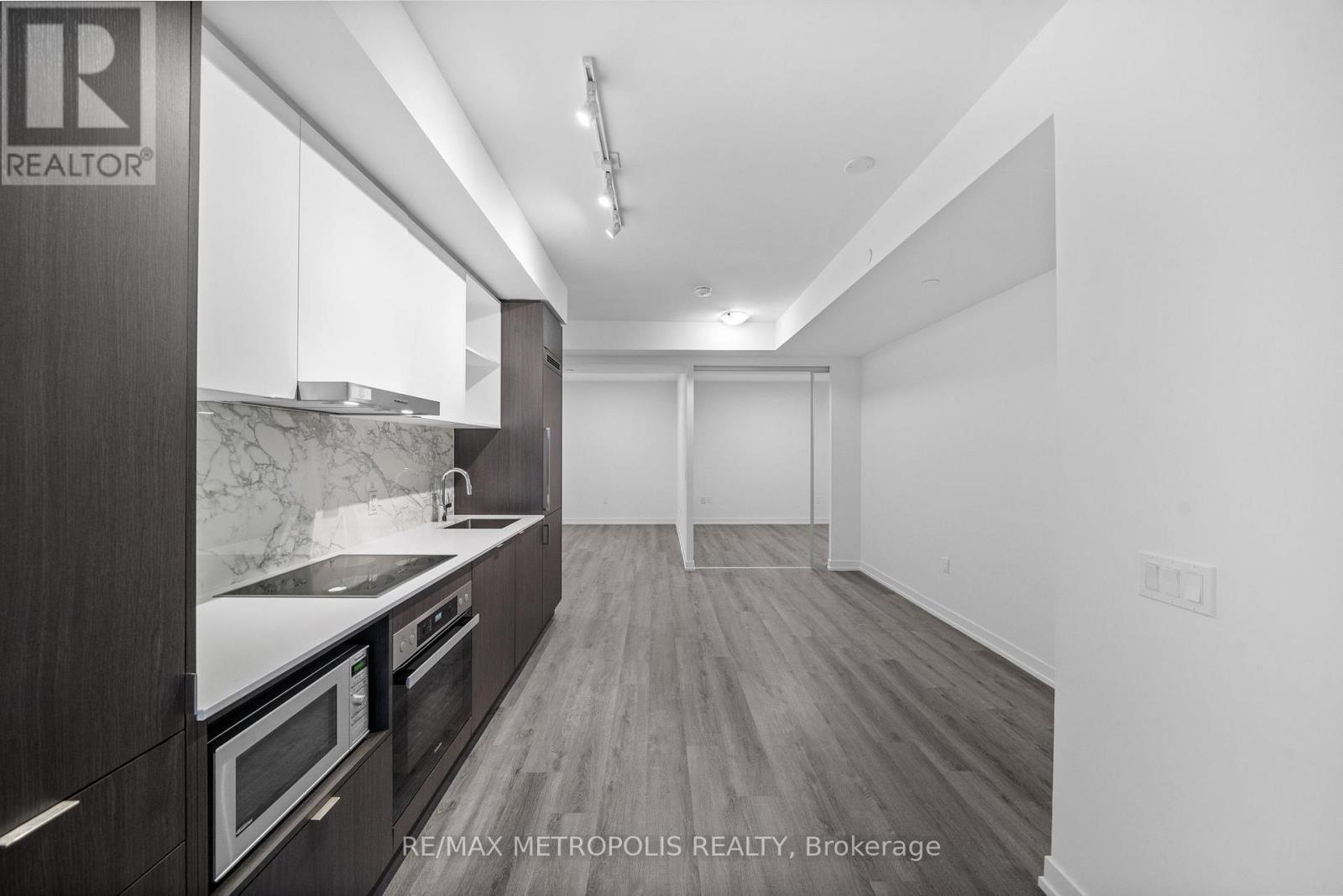 6208 - 138 Downes Street, Toronto, Ontario  M5E 0E4 - Photo 13 - C12793646