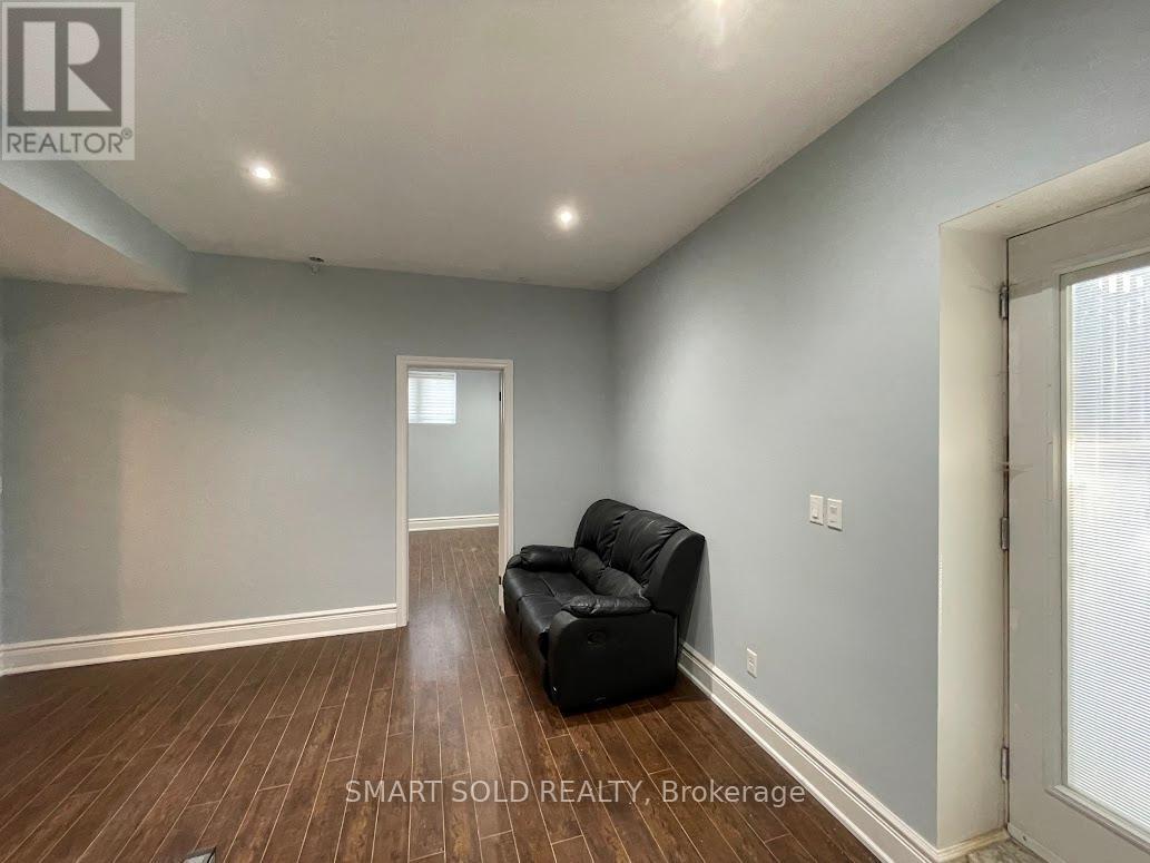 Bsmt - 11 Lurgan Drive, Toronto, Ontario  M2N 2G1 - Photo 4 - C12793690