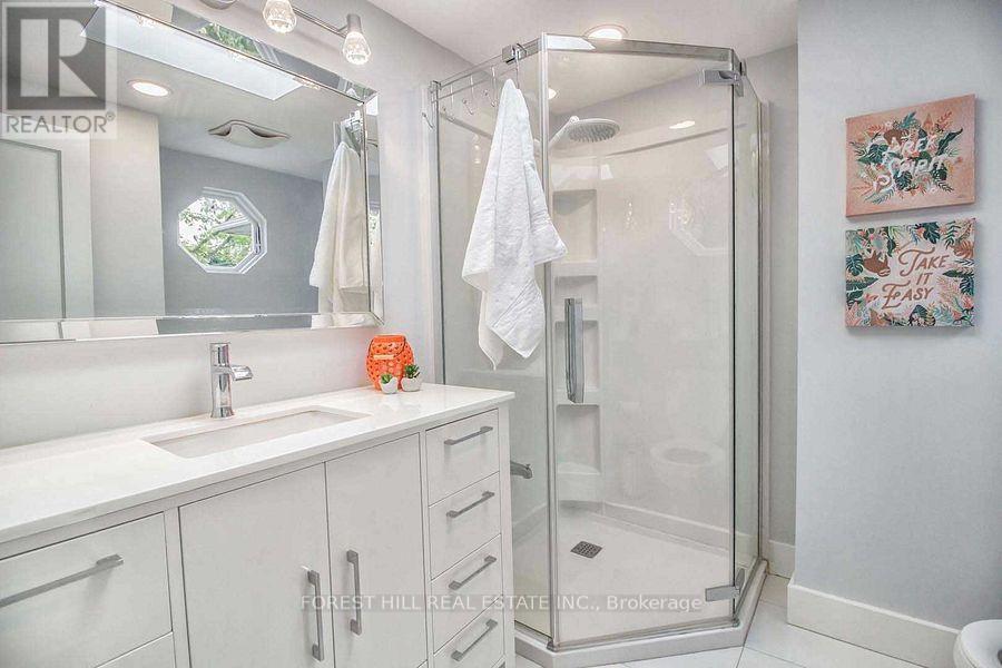 236 Cameron Avenue, Toronto, Ontario  M2N 1E7 - Photo 15 - C12793740