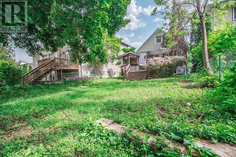 236 Cameron Avenue, Toronto, Ontario  M2N 1E7 - Photo 24 - C12793740