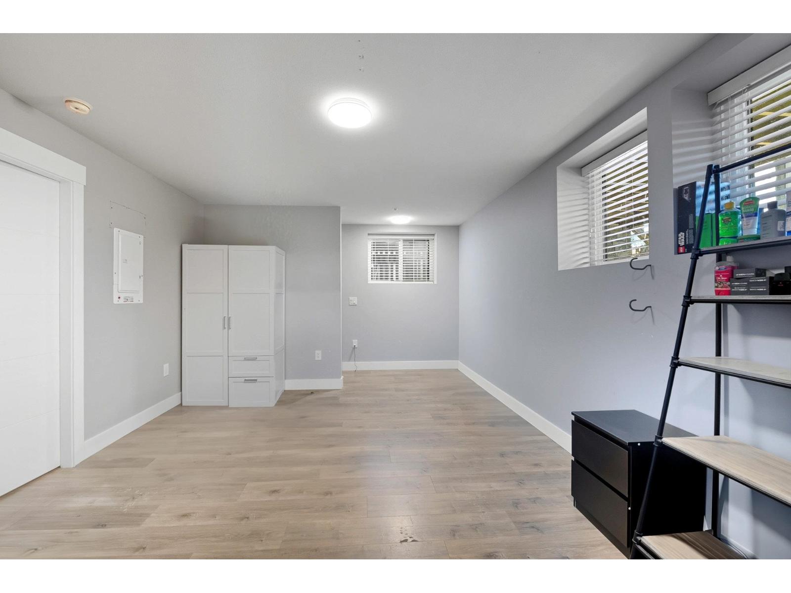 8689 Cedar Street, Mission, British Columbia  V4S 0E3 - Photo 32 - R3089705