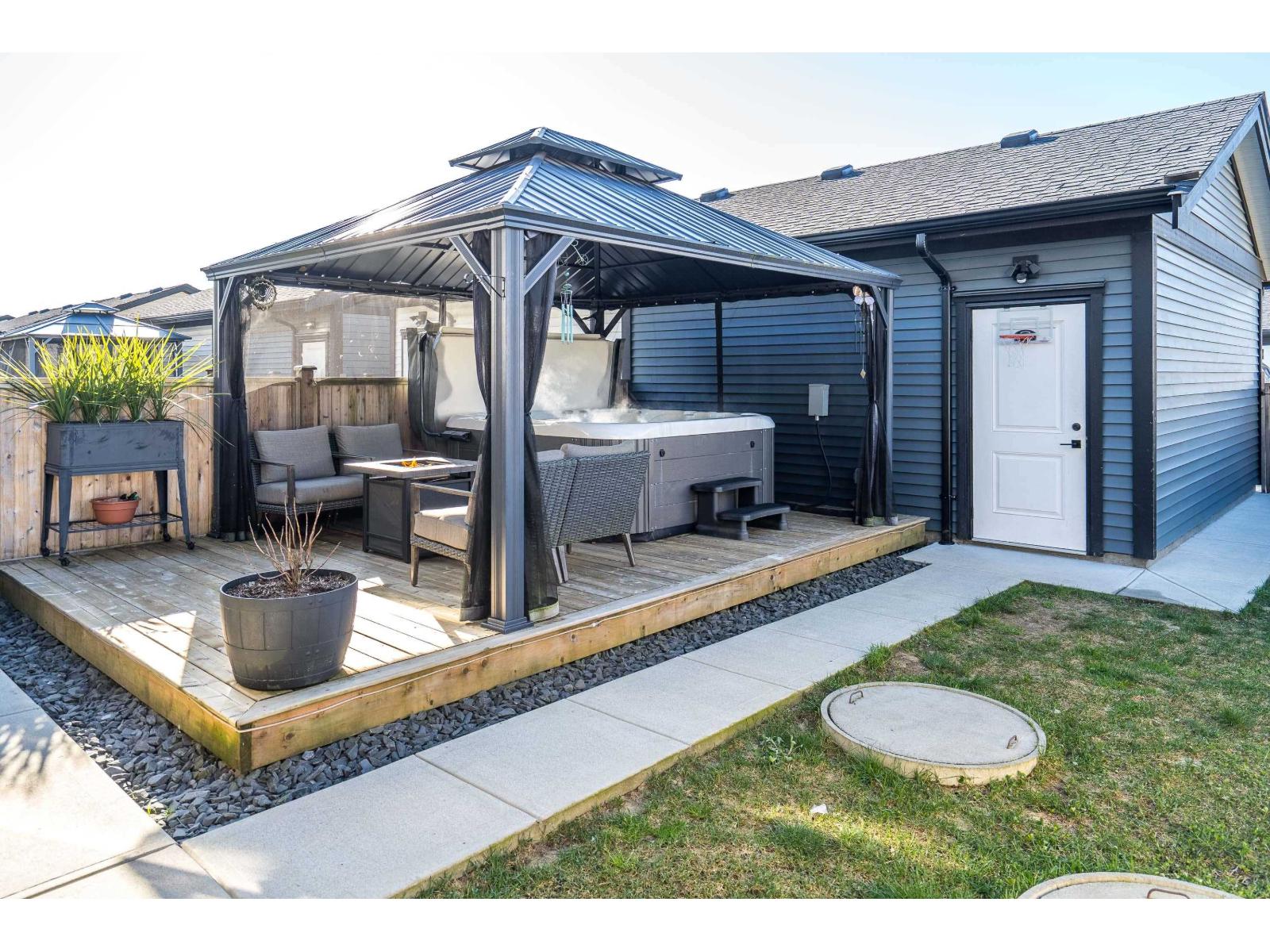 8689 Cedar Street, Mission, British Columbia  V4S 0E3 - Photo 36 - R3089705