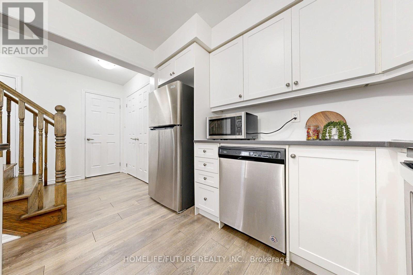 64 Ayers Crescent, Toronto, Ontario  M1L 0J4 - Photo 24 - E12793472