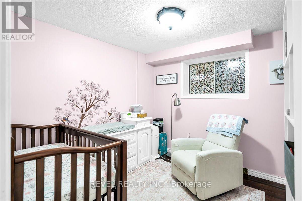 633 Deauville Court, Oshawa, Ontario  L1K 1R1 - Photo 20 - E12793508