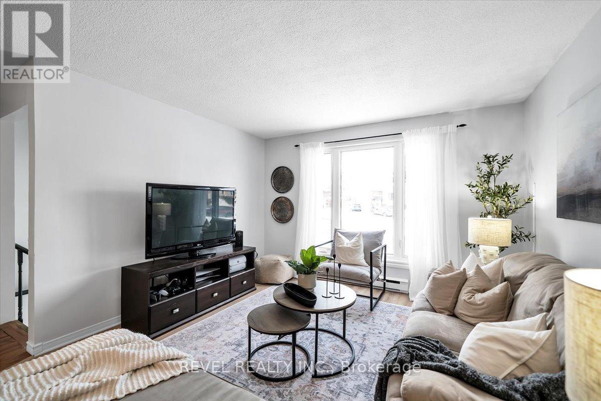 633 Deauville Court, Oshawa, Ontario  L1K 1R1 - Photo 4 - E12793508