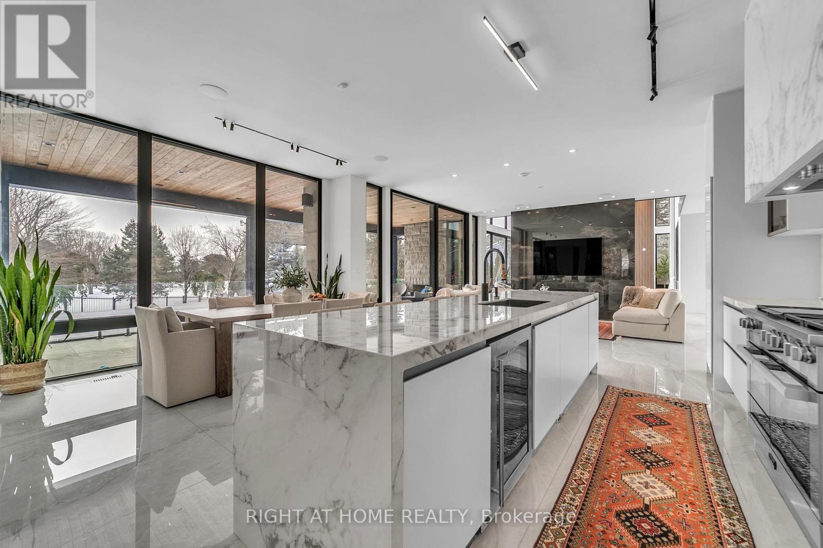 36 Fairway Heights Drive, Markham (Bayview Fairway-Bayview Country Club Estates), Ontario  L3T 3A8 - Photo 16 - N12793530