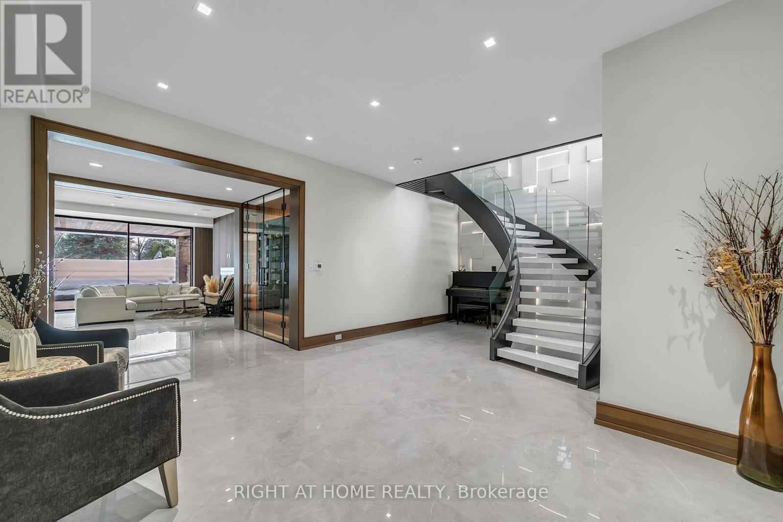 36 Fairway Heights Drive, Markham (Bayview Fairway-Bayview Country Club Estates), Ontario  L3T 3A8 - Photo 43 - N12793530