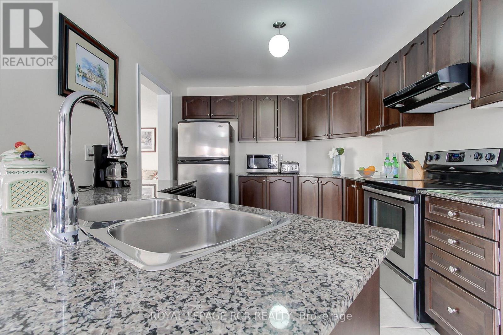 500 Woodspring Avenue, Newmarket (Woodland Hill), Ontario  L9N 0C2 - Photo 17 - N12793562