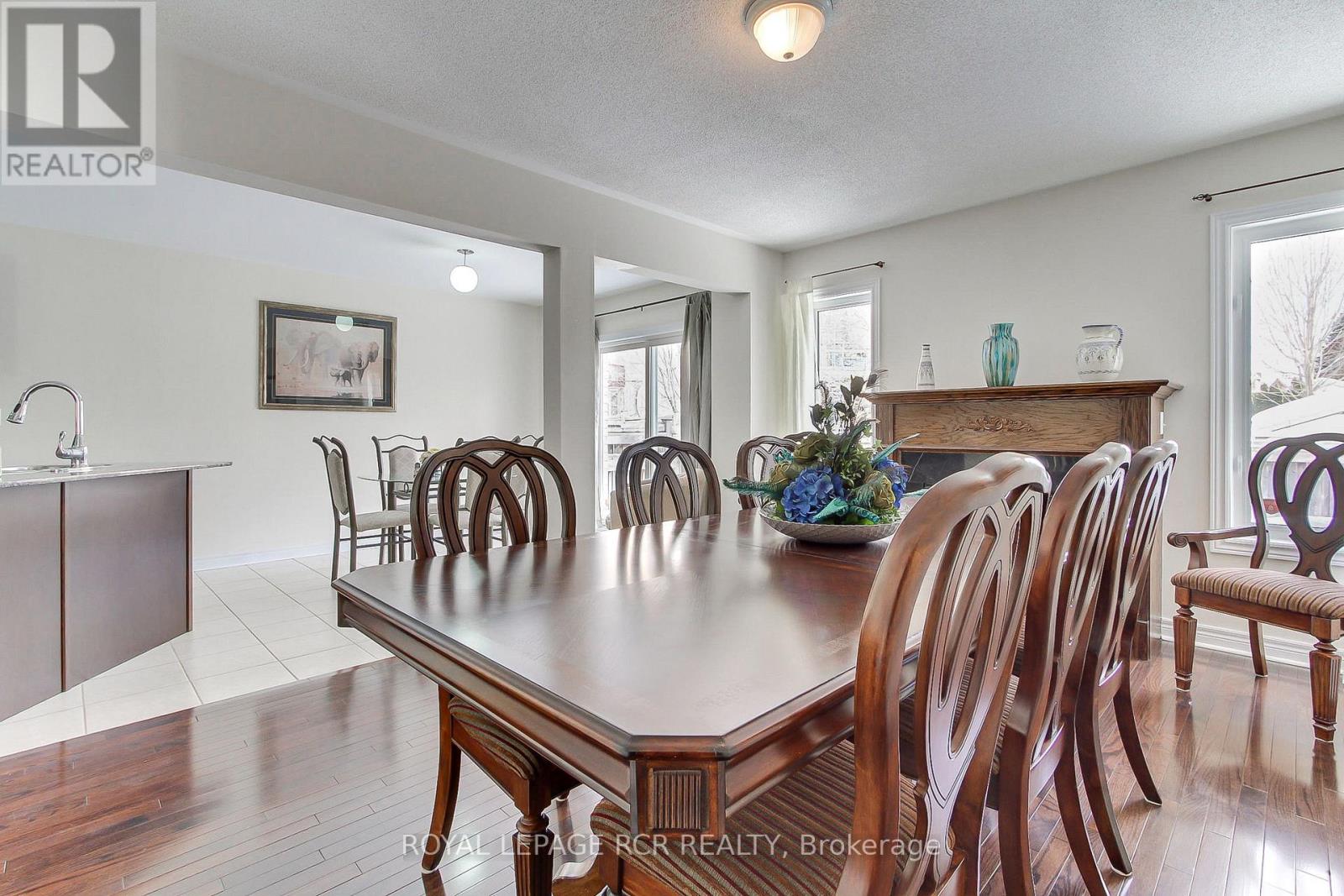 500 Woodspring Avenue, Newmarket (Woodland Hill), Ontario  L9N 0C2 - Photo 26 - N12793562