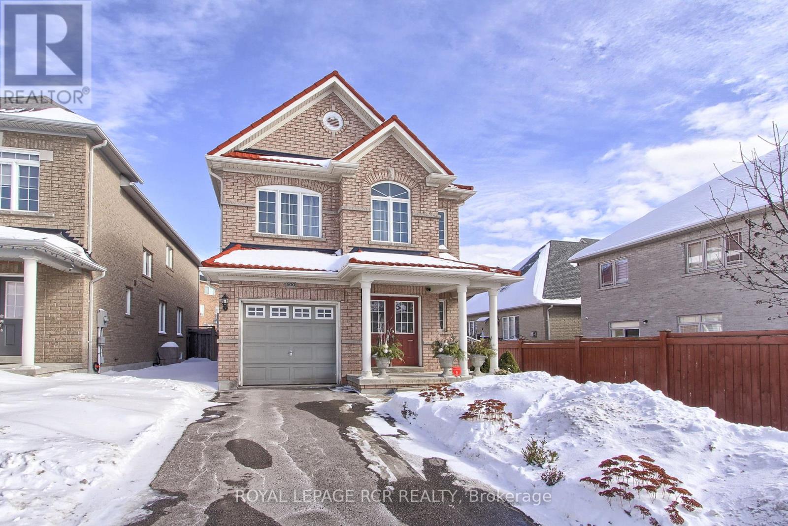 500 Woodspring Avenue, Newmarket (Woodland Hill), Ontario  L9N 0C2 - Photo 4 - N12793562