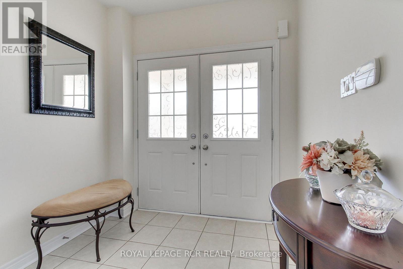 500 Woodspring Avenue, Newmarket (Woodland Hill), Ontario  L9N 0C2 - Photo 7 - N12793562