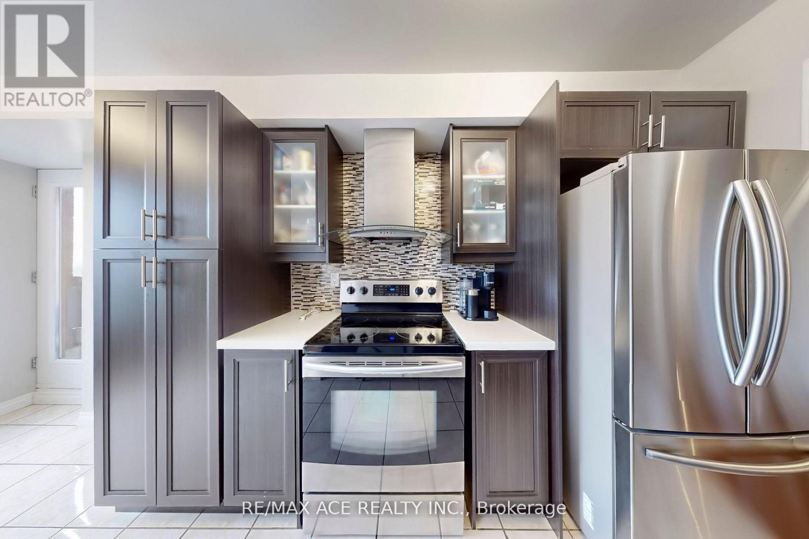 1108 - 29 Northern Heights Drive, Richmond Hill (Langstaff), Ontario  L4B 4L8 - Photo 13 - N12793590