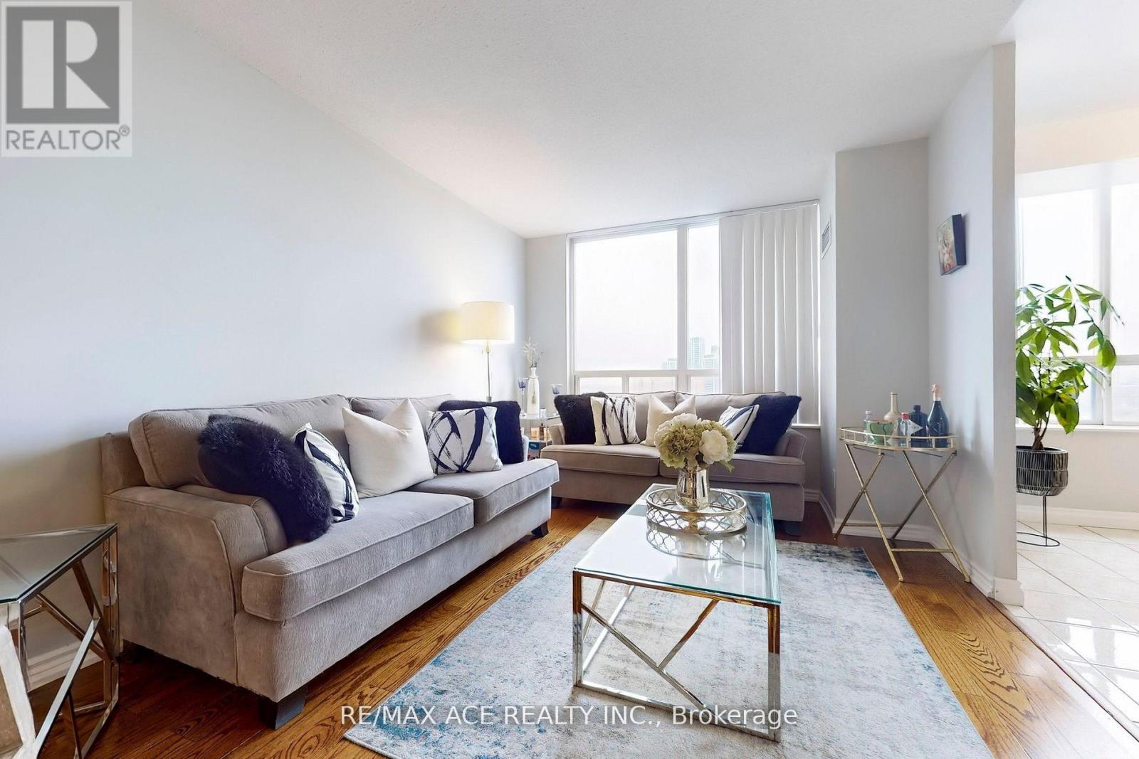 1108 - 29 Northern Heights Drive, Richmond Hill (Langstaff), Ontario  L4B 4L8 - Photo 8 - N12793590