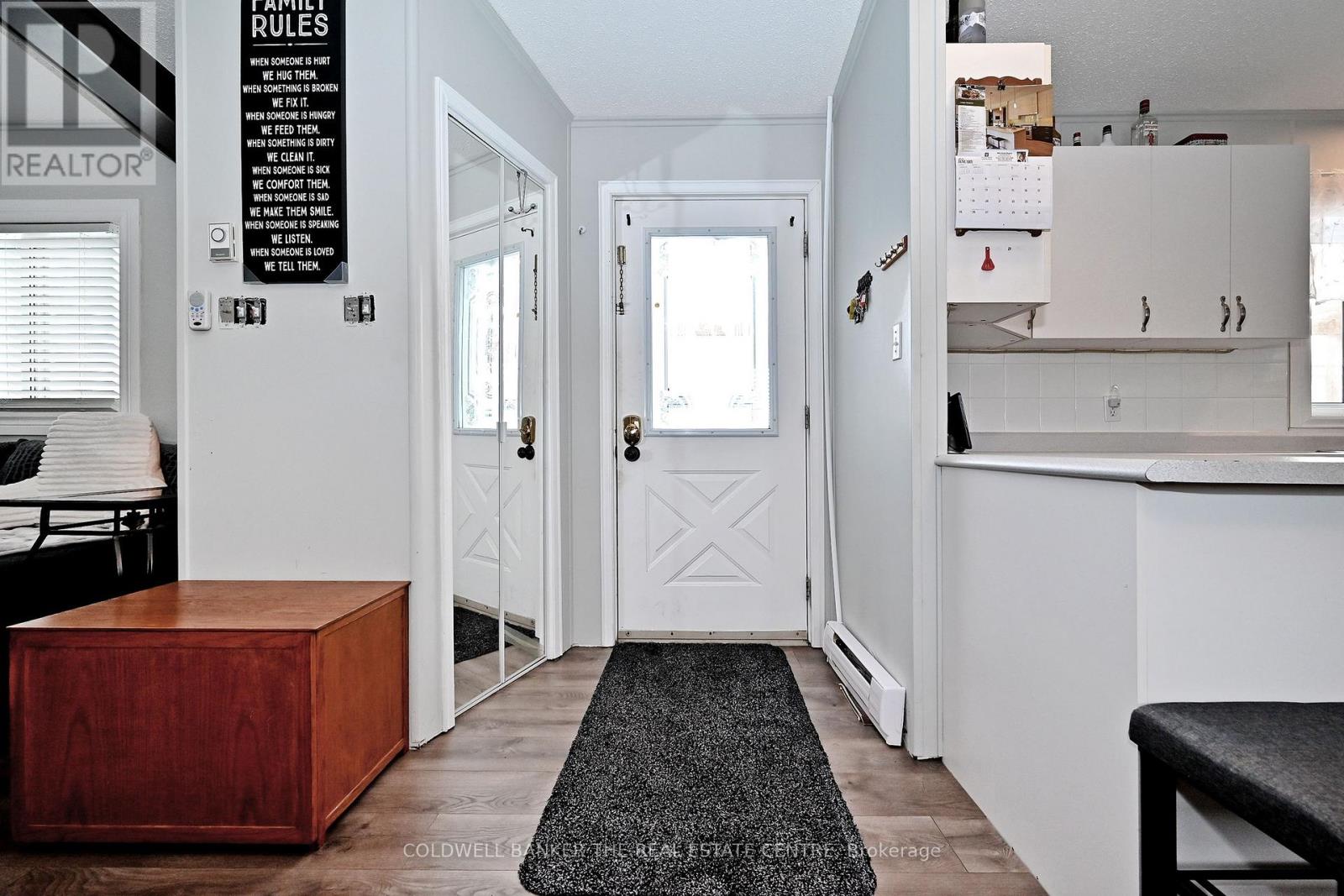 22 Sunrise Circle, Bradford West Gwillimbury, Ontario  L3Z 3W9 - Photo 6 - N12793604